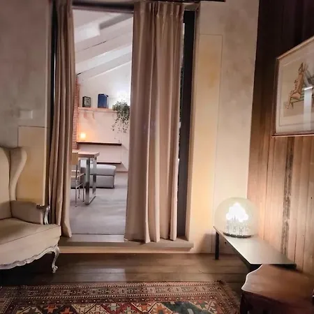 Aurora Urban Loft Apartment *